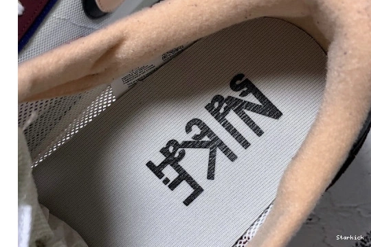 White Nike sacai Waffle BV0073-700 Blue LD 1114